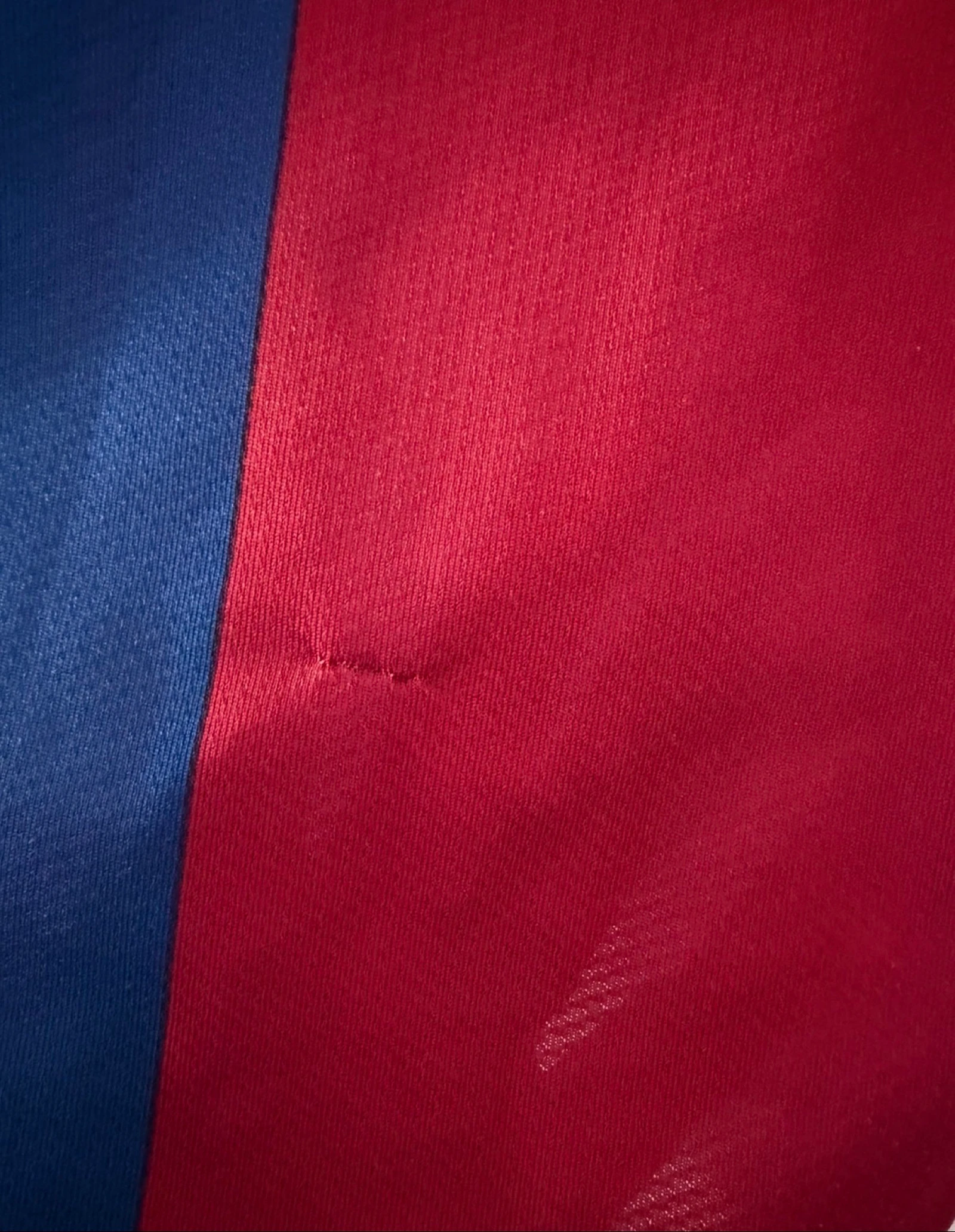 Camisola Vintage FC Barcelona "Camp Nou 50 Anos" - Muito Bom Estado (Tamanho P) – photo 7